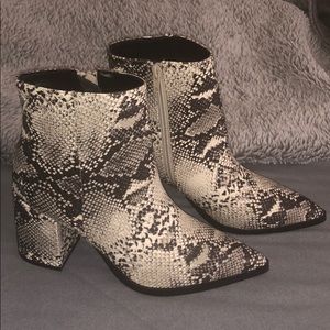 Cute snake print booties